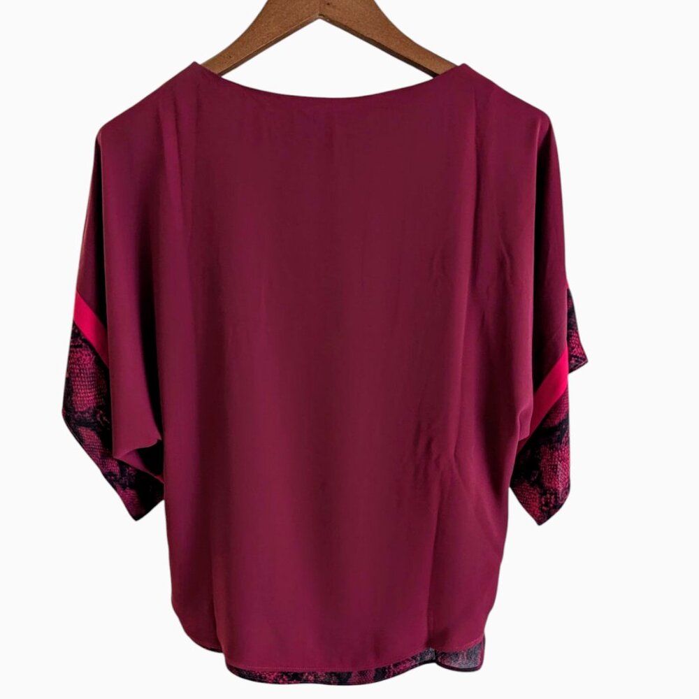 WHBM NWOT Kimono Sleeve Blouse Maroon Pinot Red Snakeskin Pattern Lining - Picture 3 of 9
